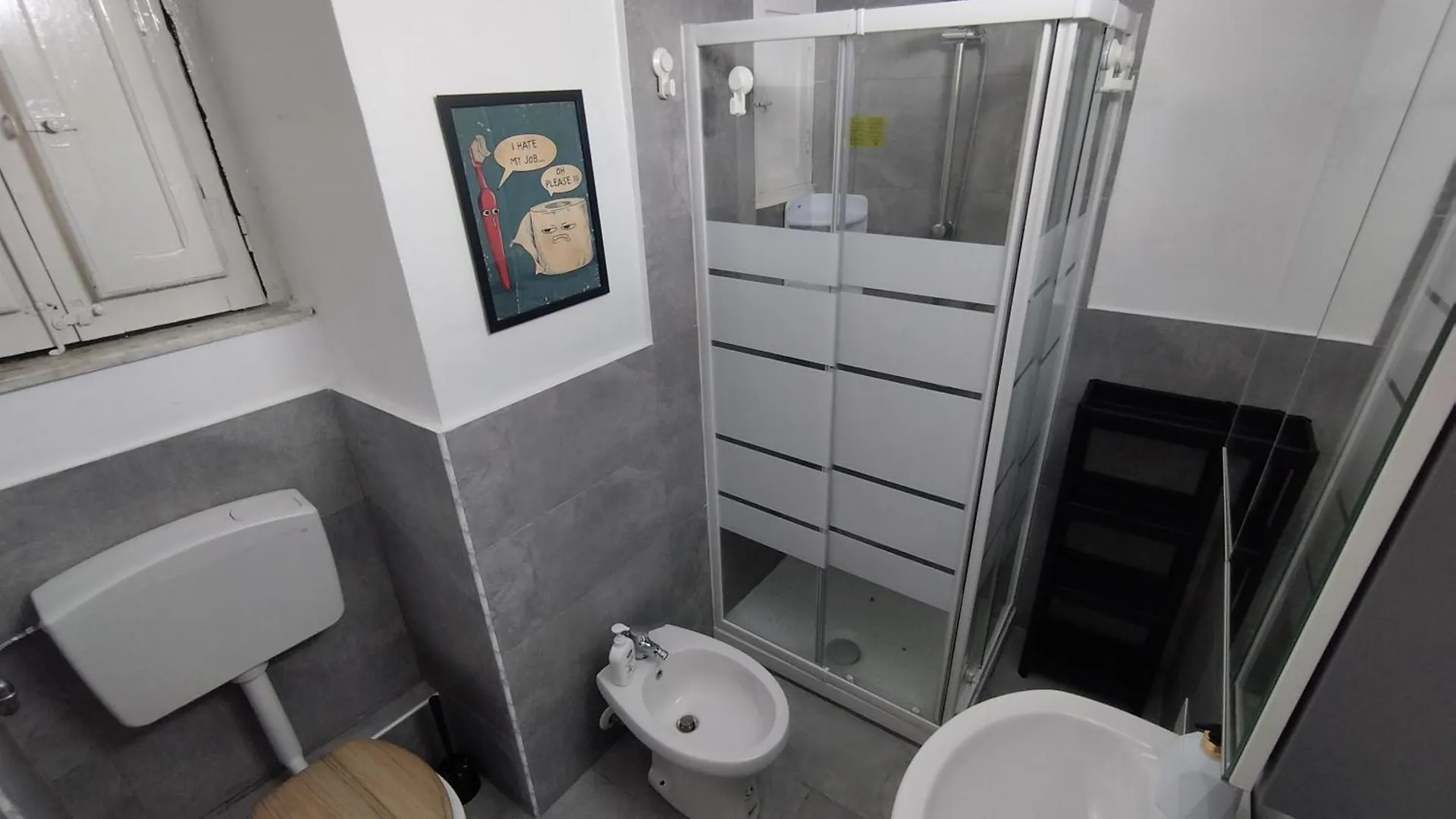 Montesanto Home 팔레르모 0*,